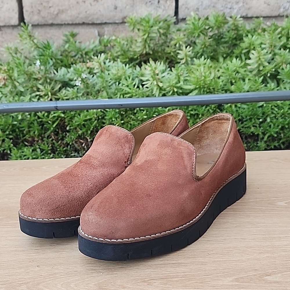AQUATALIA Giselle Suede Round Toe Slip On Platform Loafers Shoes Size 7 Brown